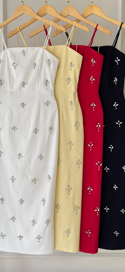 Vestido Midi Bordado com Aplicações